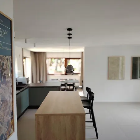 Mare Villa *